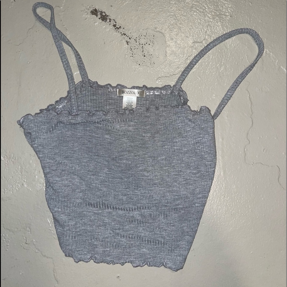 Grey spaghetti strapped straight cropped tank top